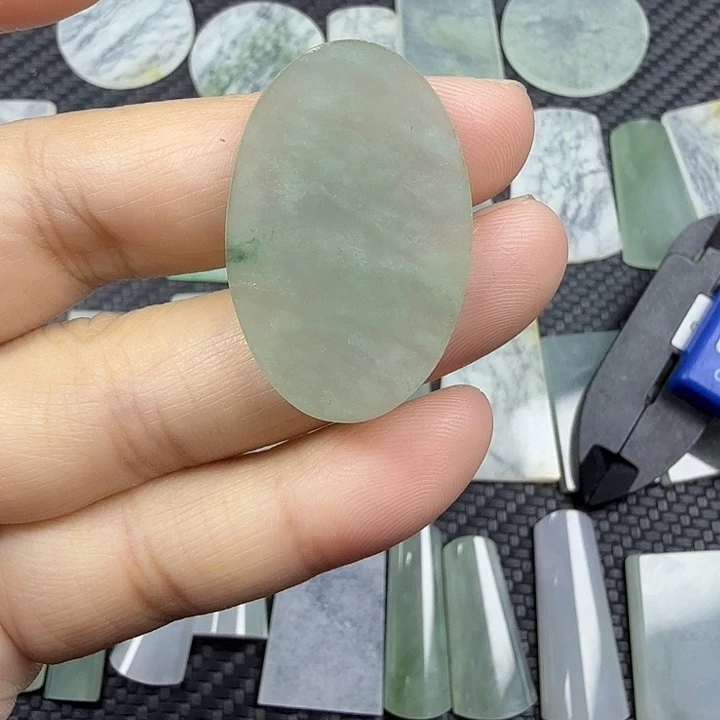 颈饰未镶嵌翡翠天然缅甸A货翡翠