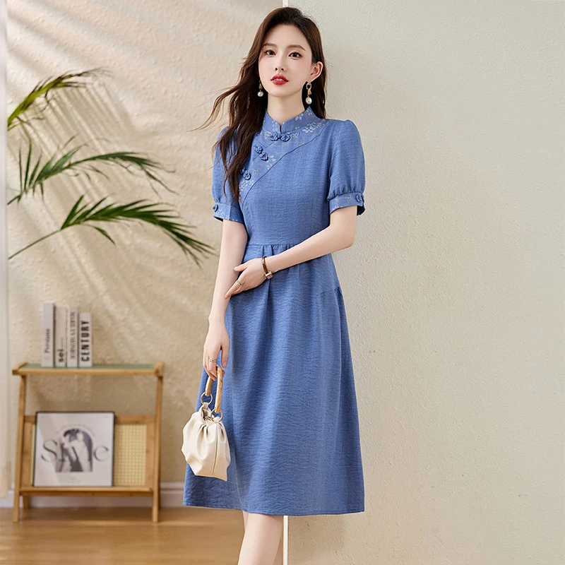 改良旗袍蓝色连衣裙女夏2025新款今年流行爆款减龄小个子百搭裙子