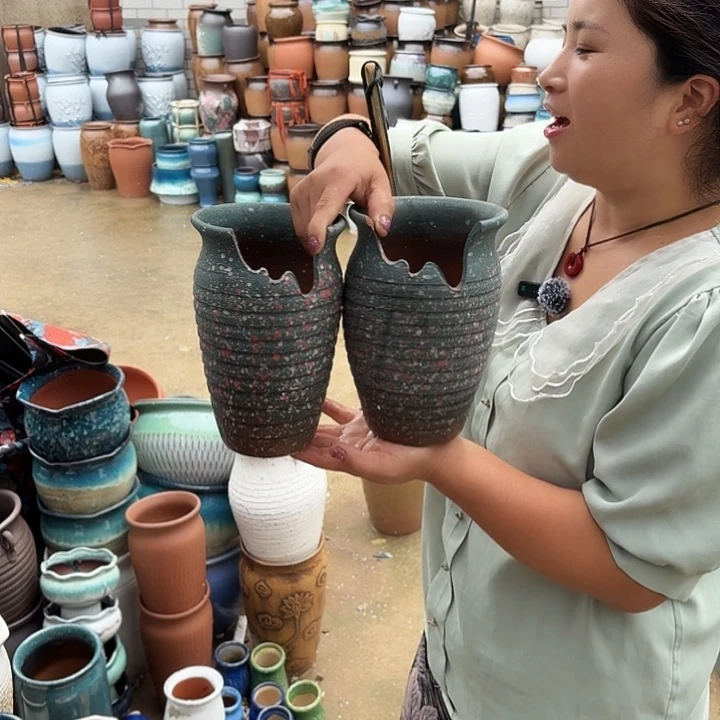 口14高21瑕疵两个盆子。