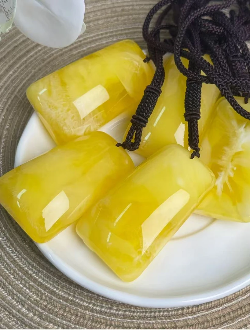 精美时尚吊坠（多样发其一）a70