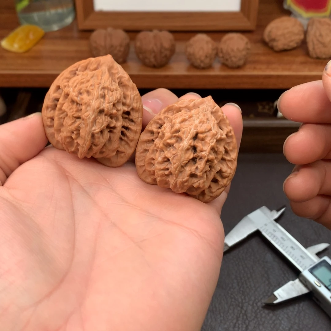 S***r吊坠文玩核桃42盘龙虎