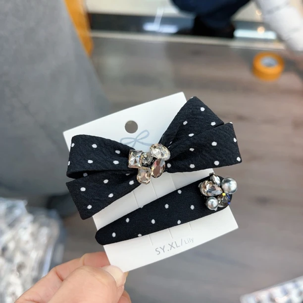 S737黑色波点AB一组