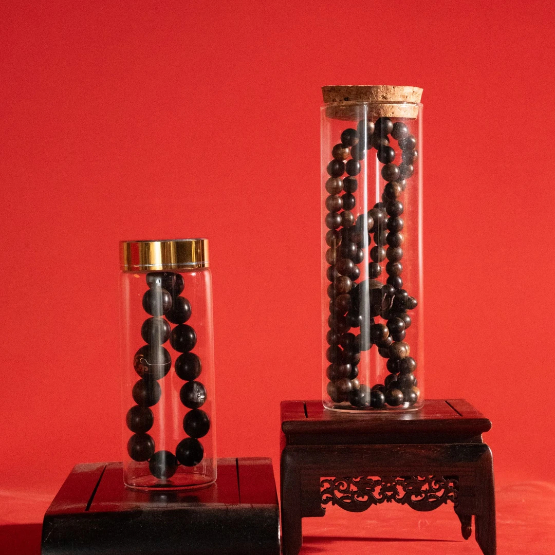 【鼎级】富国岛倒架红土雷击樱子玉化瘤疤沉香1.4单0.8*108收藏套装