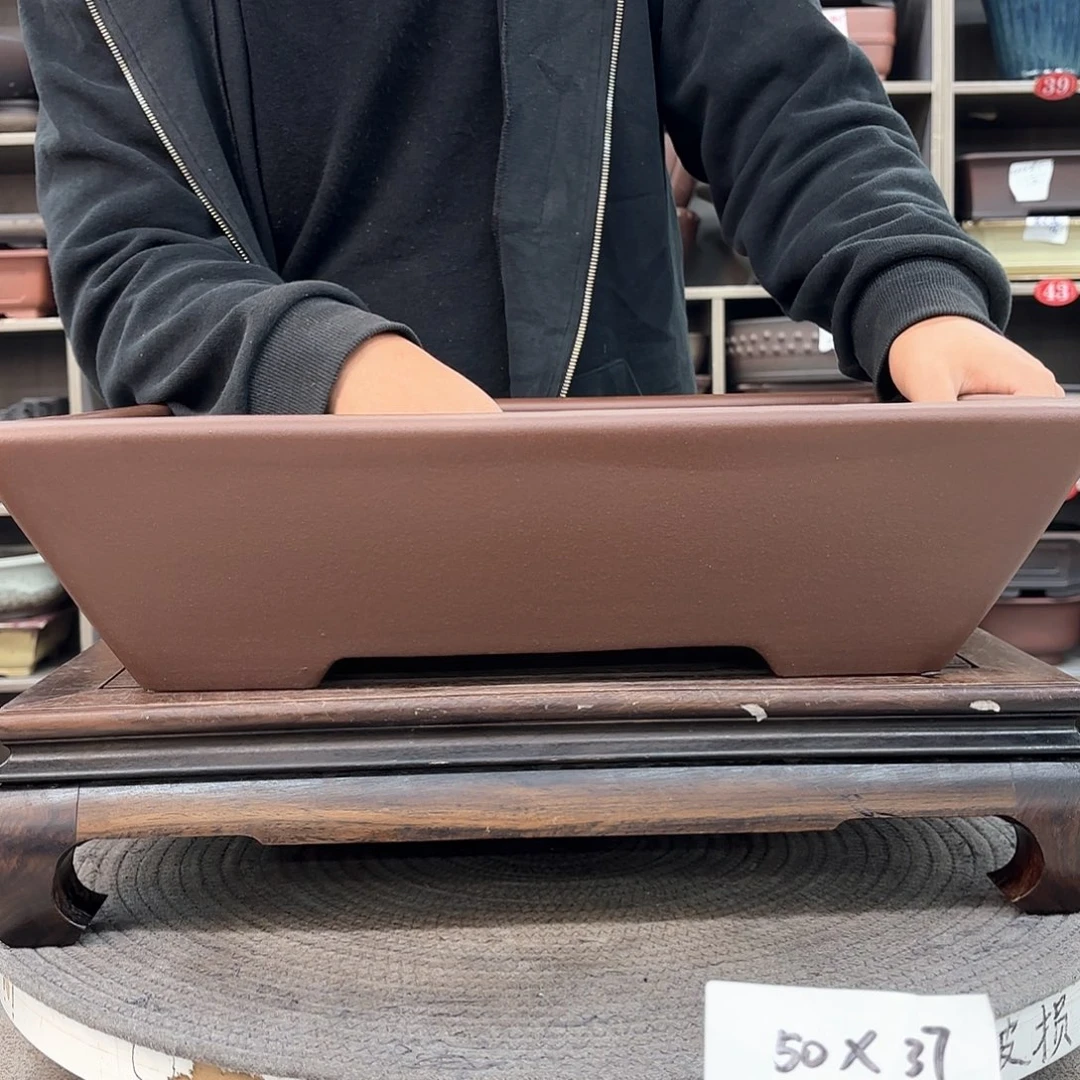 紫砂花盆2****！紫砂的颜色很好看