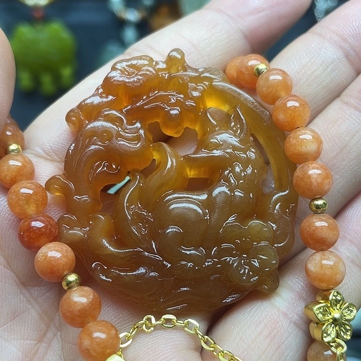 未镶嵌蛇纹石玉颈饰