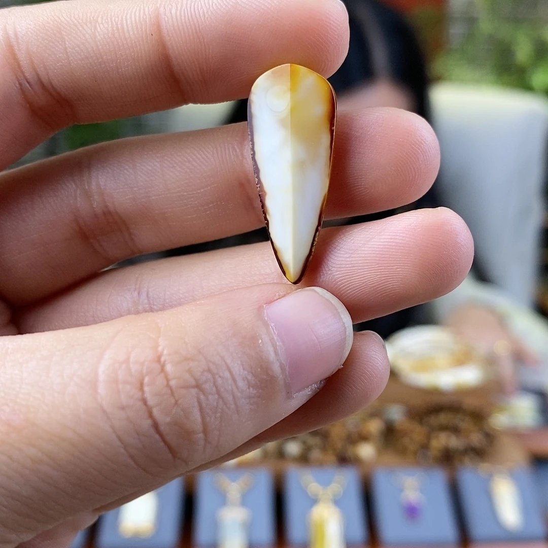 蜜蜡珠宝奇石未镶嵌蜜蜡盾牌