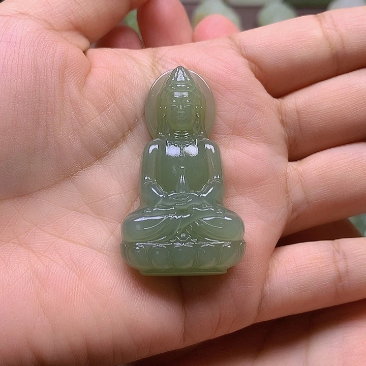 老***石颈饰未镶嵌和田玉