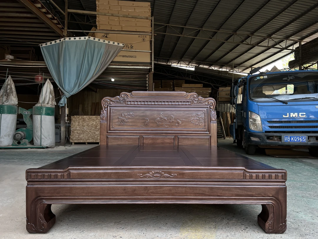 【专属链接勿拍】一米五一米八实木床各一张，带二十公分床垫