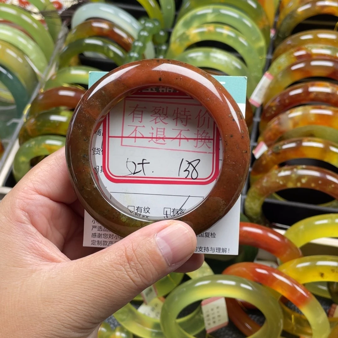 未镶嵌蛇纹石玉手镯有裂手镯特价不退不换