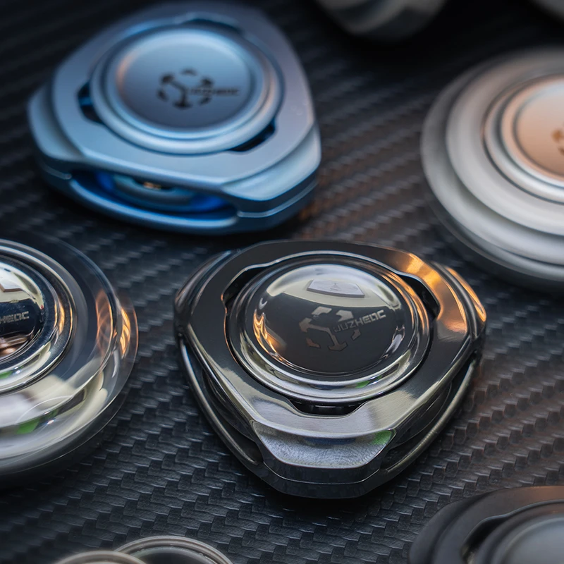 铁柱 矩阵edc聚变磁力联动指尖陀螺金属解压玩具手把件diy设计