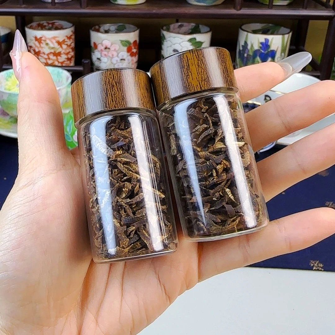 他家茶具瓷器真美！沉香泡水15g