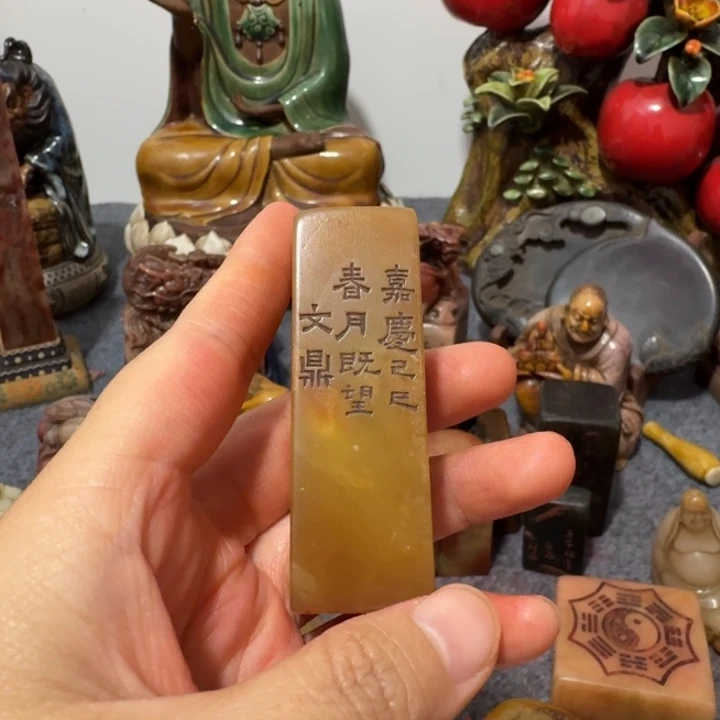山***峰石材手工艺品摆件