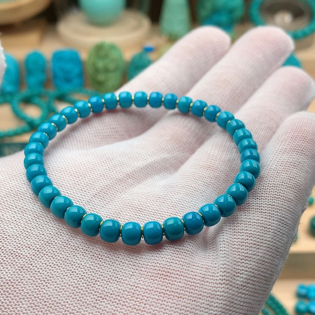 绿松石未镶嵌颈饰