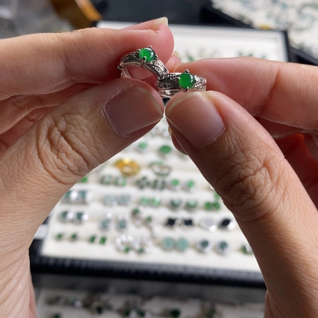 未镶嵌挂件翡翠翡翠