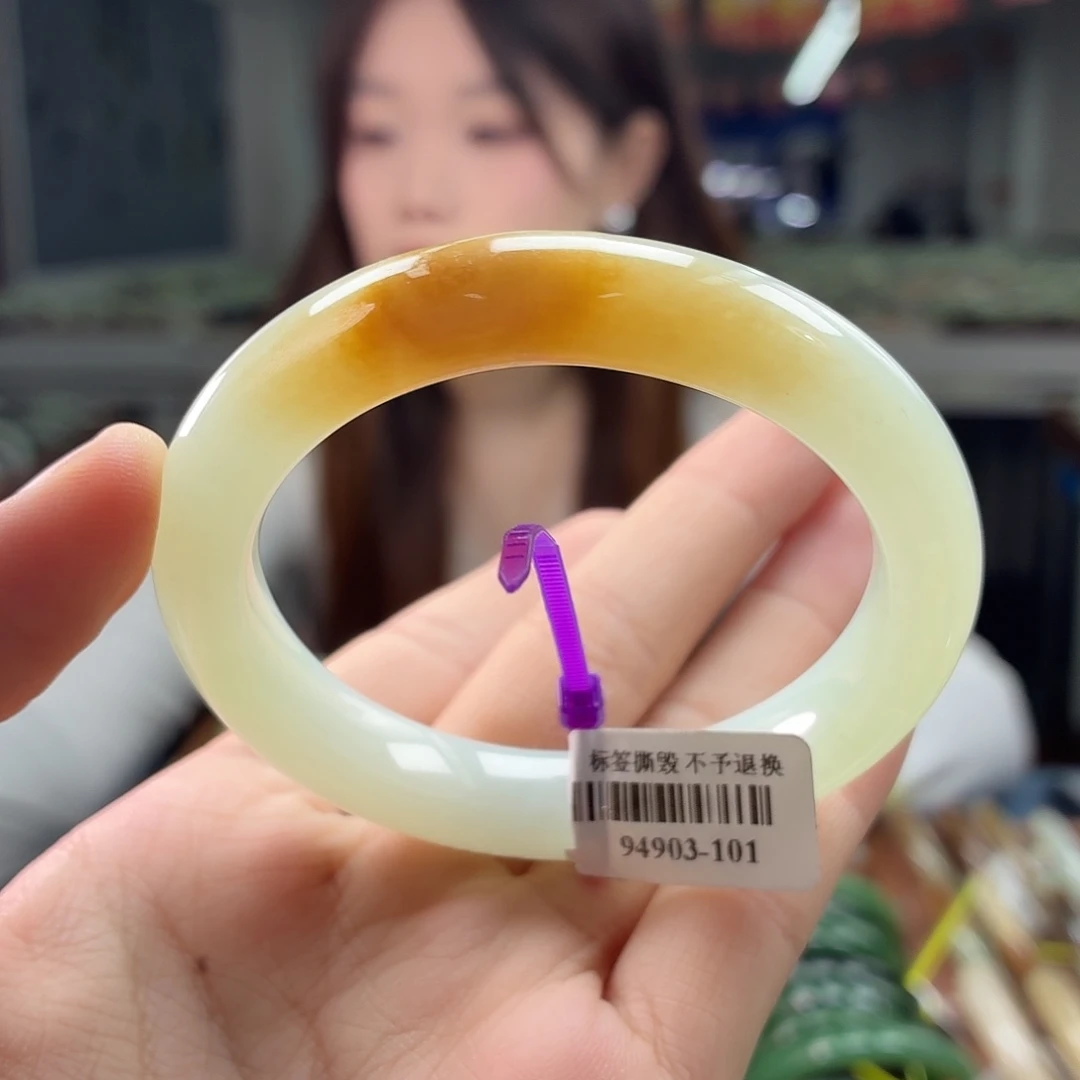 未镶嵌手镯和田玉54