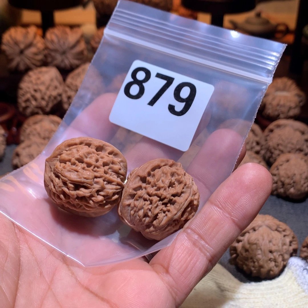 黑***糕把件桃核野生莲花879号