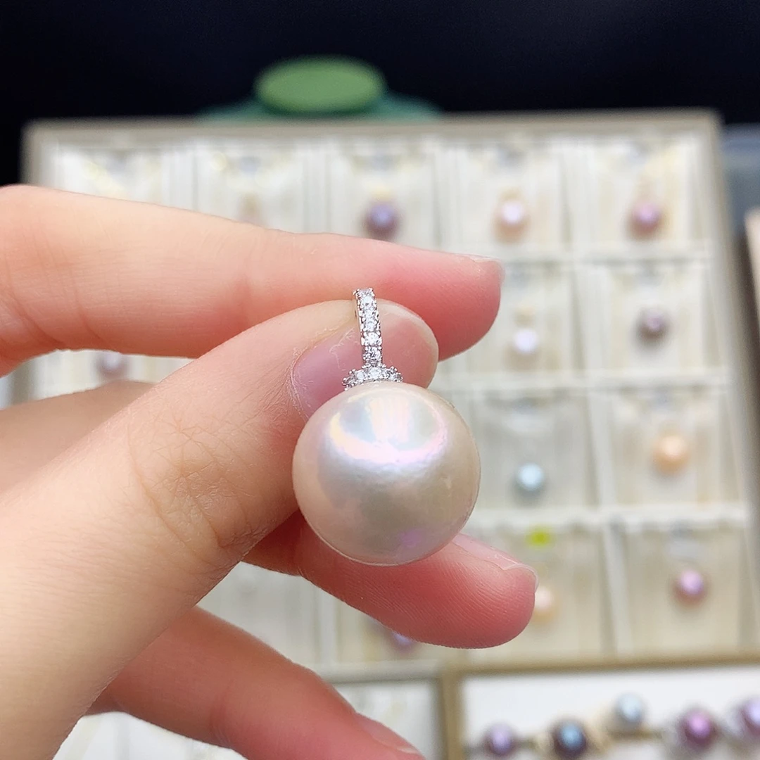 淡水珍珠颈饰合金