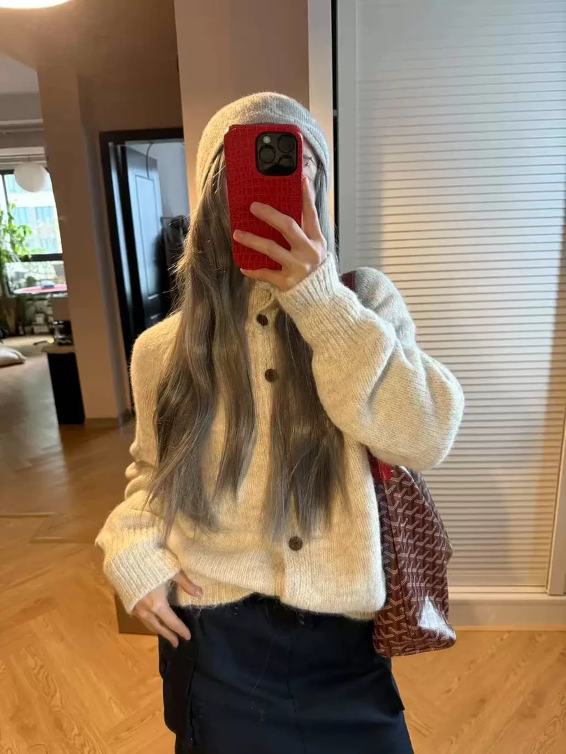 【刘噗噗】Dap圆领针织杏色开衫毛衣