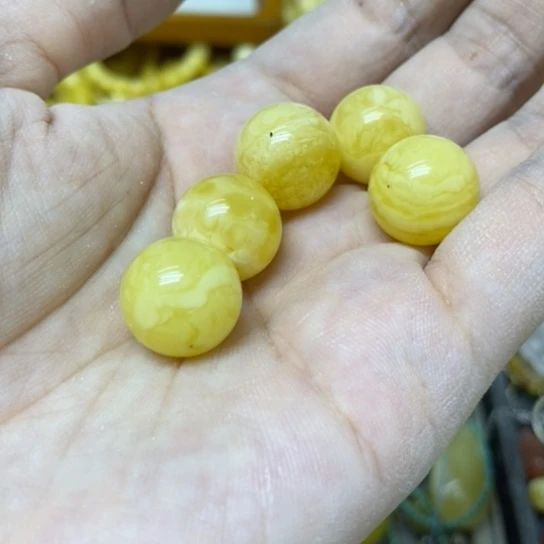 裸石蜜蜡未镶嵌多样性发货其一