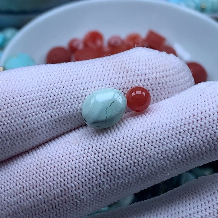 南红玛瑙未镶嵌珠宝奇石