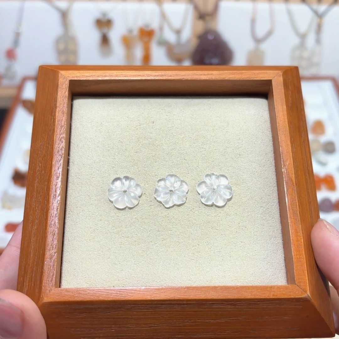 玛瑙/玉髓颈饰未镶嵌小*干