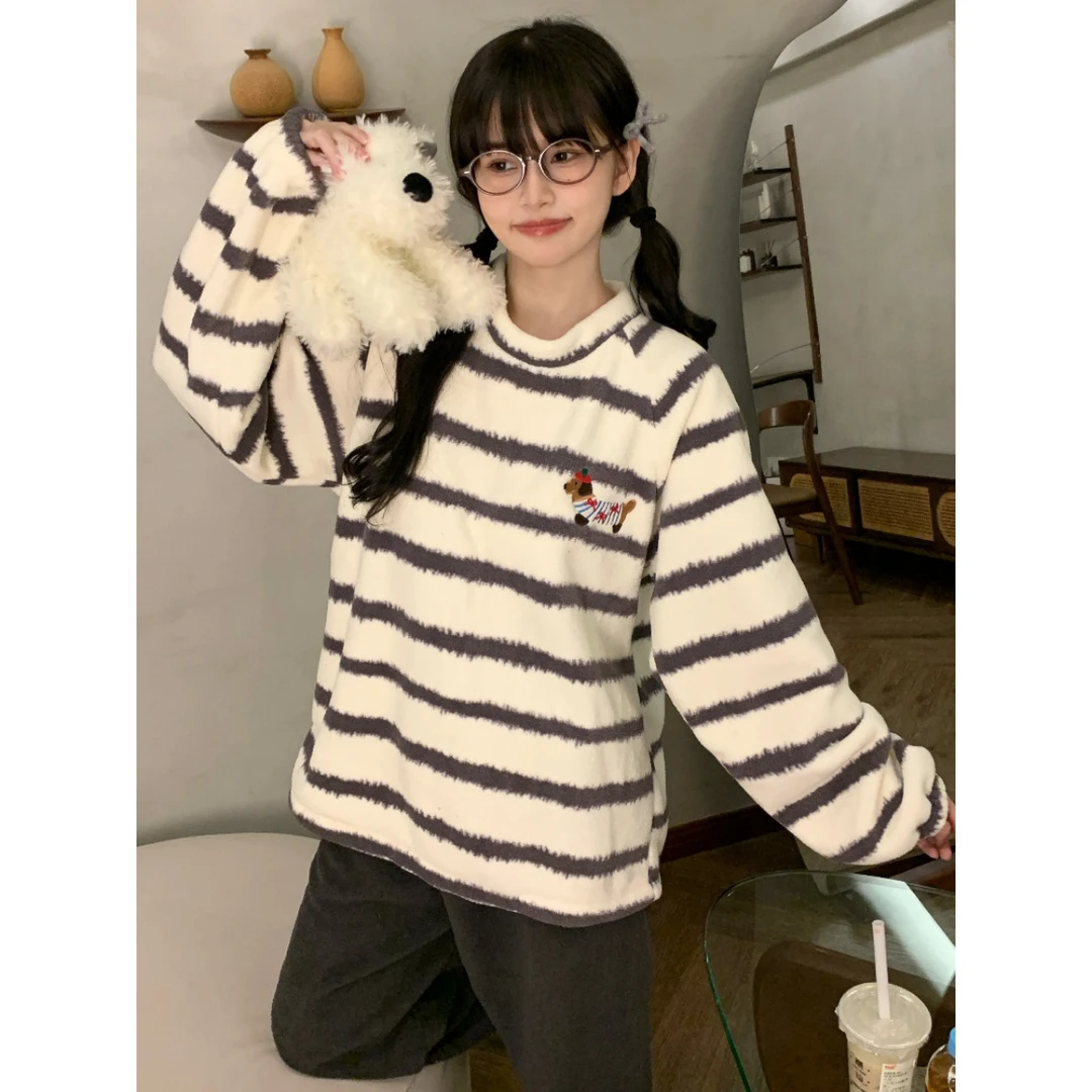 秋冬家居服新款条纹睡衣女学院加厚珊瑚绒居家服慵懒外穿可爱套装