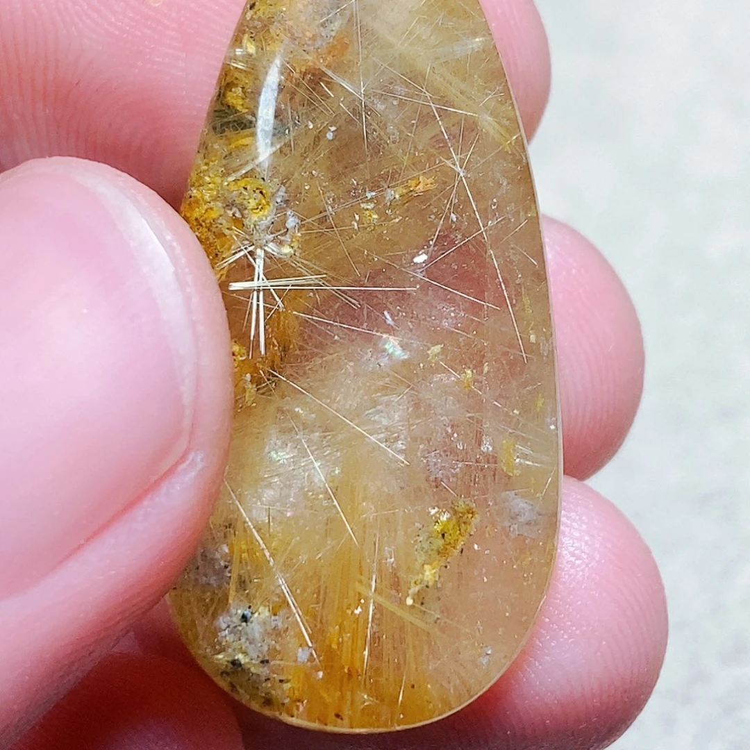 水晶颈饰未镶嵌奋**止