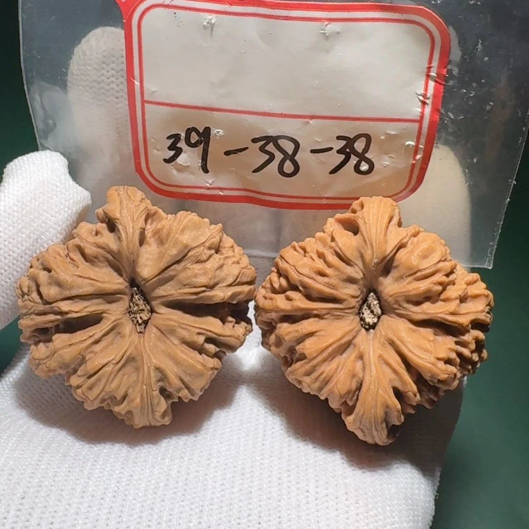 文玩核桃吊坠9号蝴蝶s