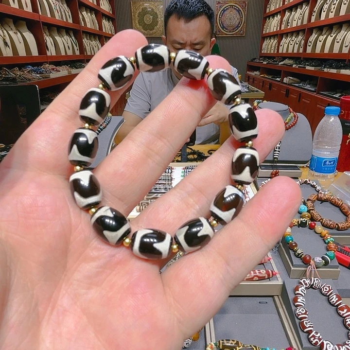 未镶嵌玛瑙/玉髓珠宝奇石