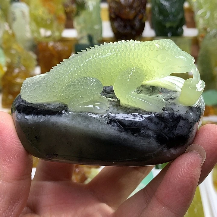 蛇纹石玉未镶嵌珠宝半成品