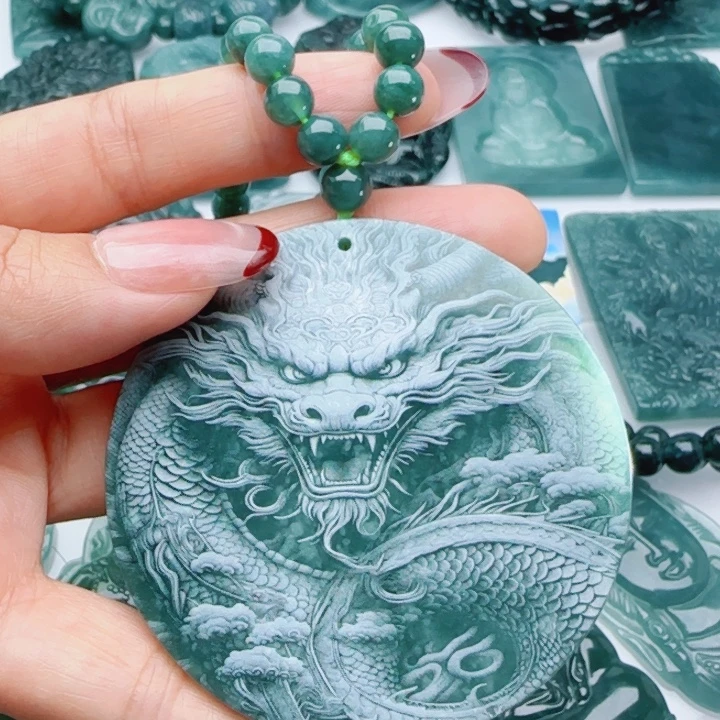 翡翠未镶嵌颈饰多样性发货天然A货翡翠