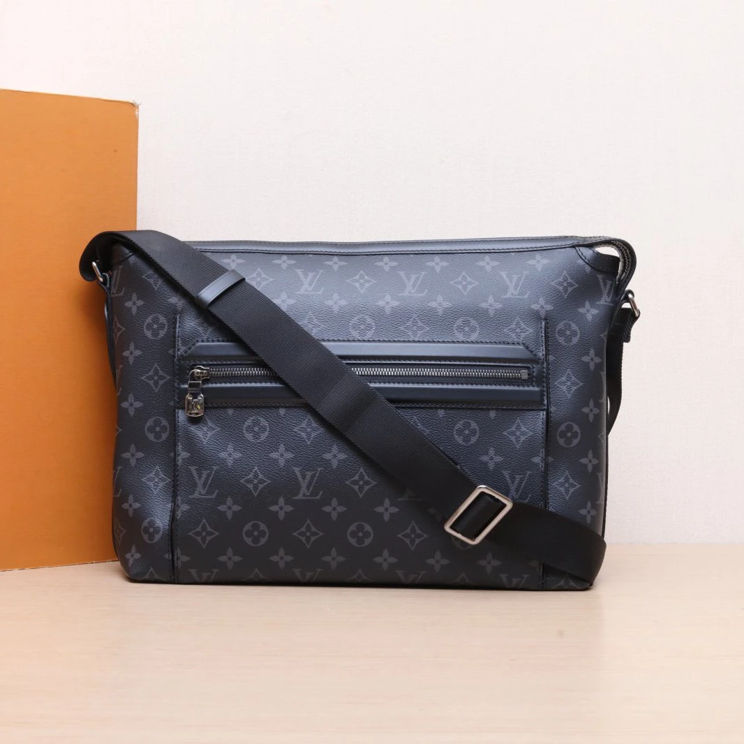 99新 LouisVuitton/路易威登 斜挎包 老花 2018 P215562764