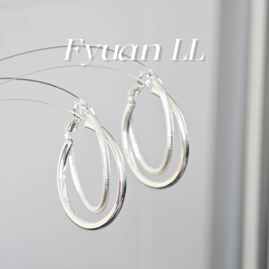 铜合金耳饰 显脸小金属交叉大耳圈耳环高级感港风个性圆圈耳钉