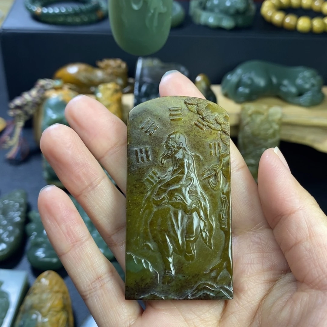 ****K岫岩河磨玉（透闪石质玉）未镶嵌挂件