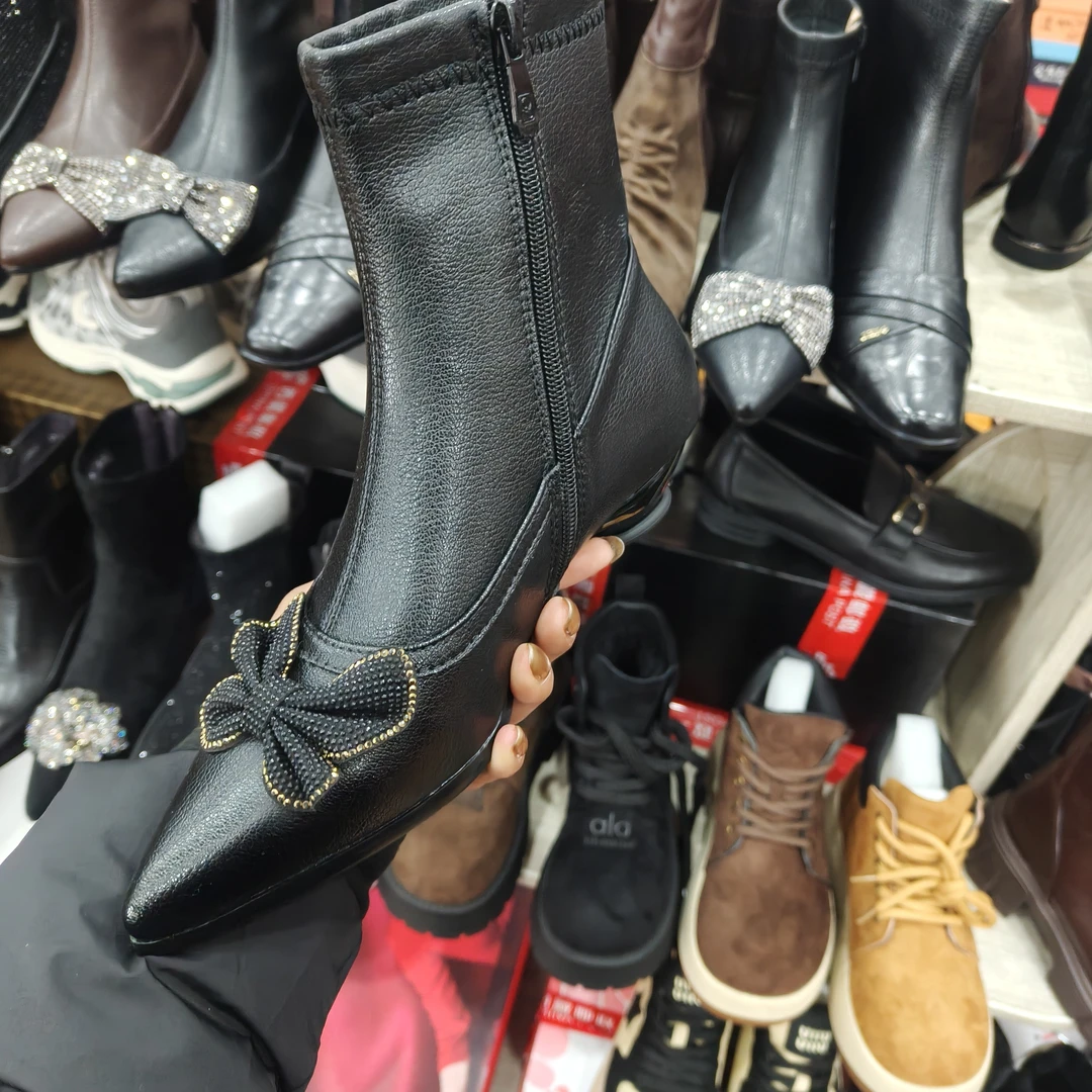 侧拉链中跟尖头复古港风冬季短靴粗跟英伦加绒高帮