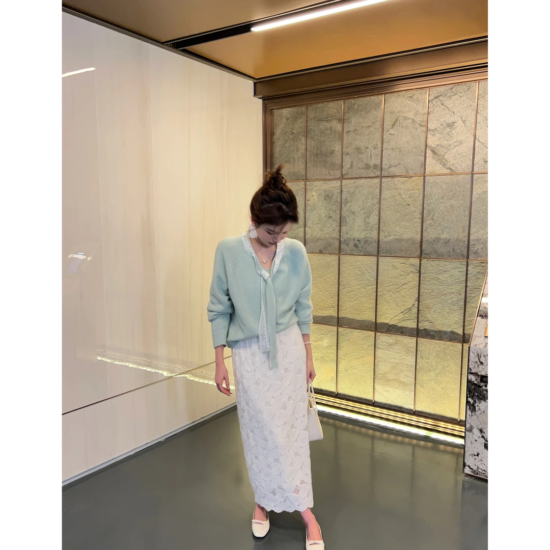 【芝士Cheese】岛屿森林 V领秋冬款长袖韩系女蕾丝飘带设计感上衣