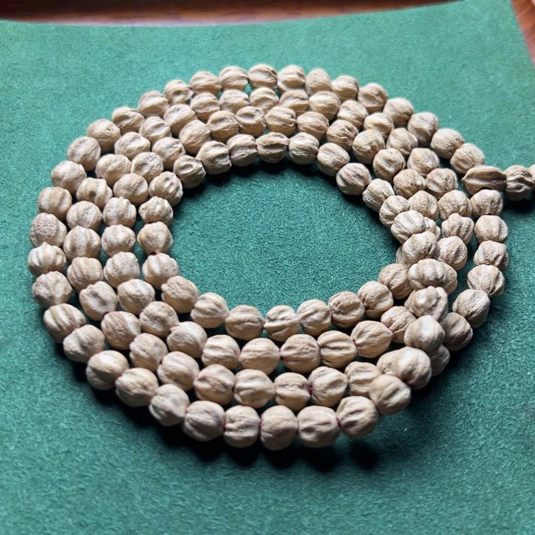 柏香籽/百香籽吊坠A12