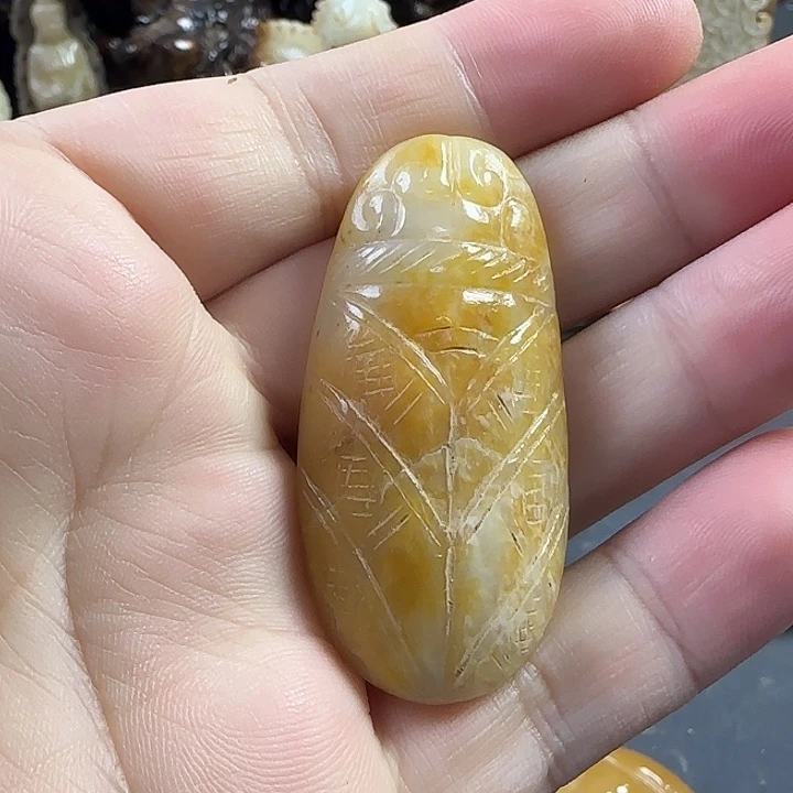 和田玉（糖玉）未镶嵌挂件