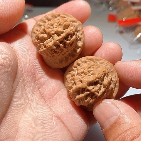 吊坠文玩核桃磁娃娃