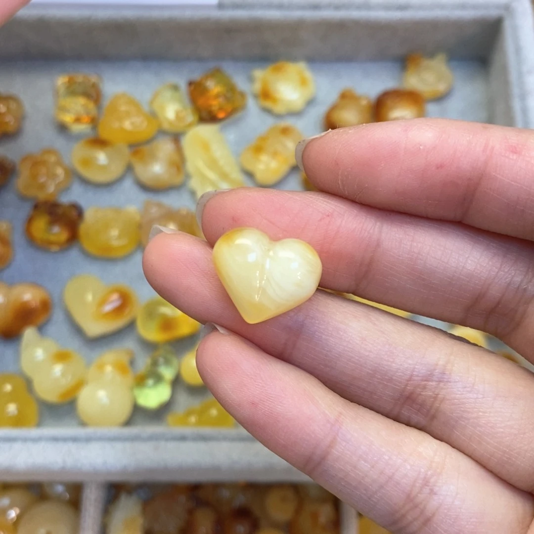 蜜蜡颈饰未镶嵌G****s屁桃