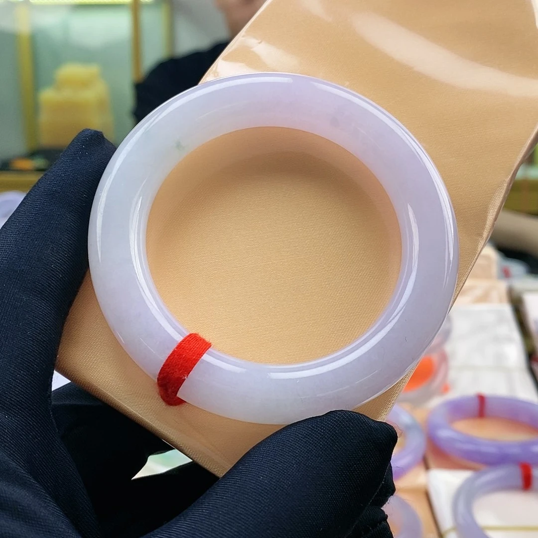 【闪购商品】未镶嵌手镯翡翠冰粉