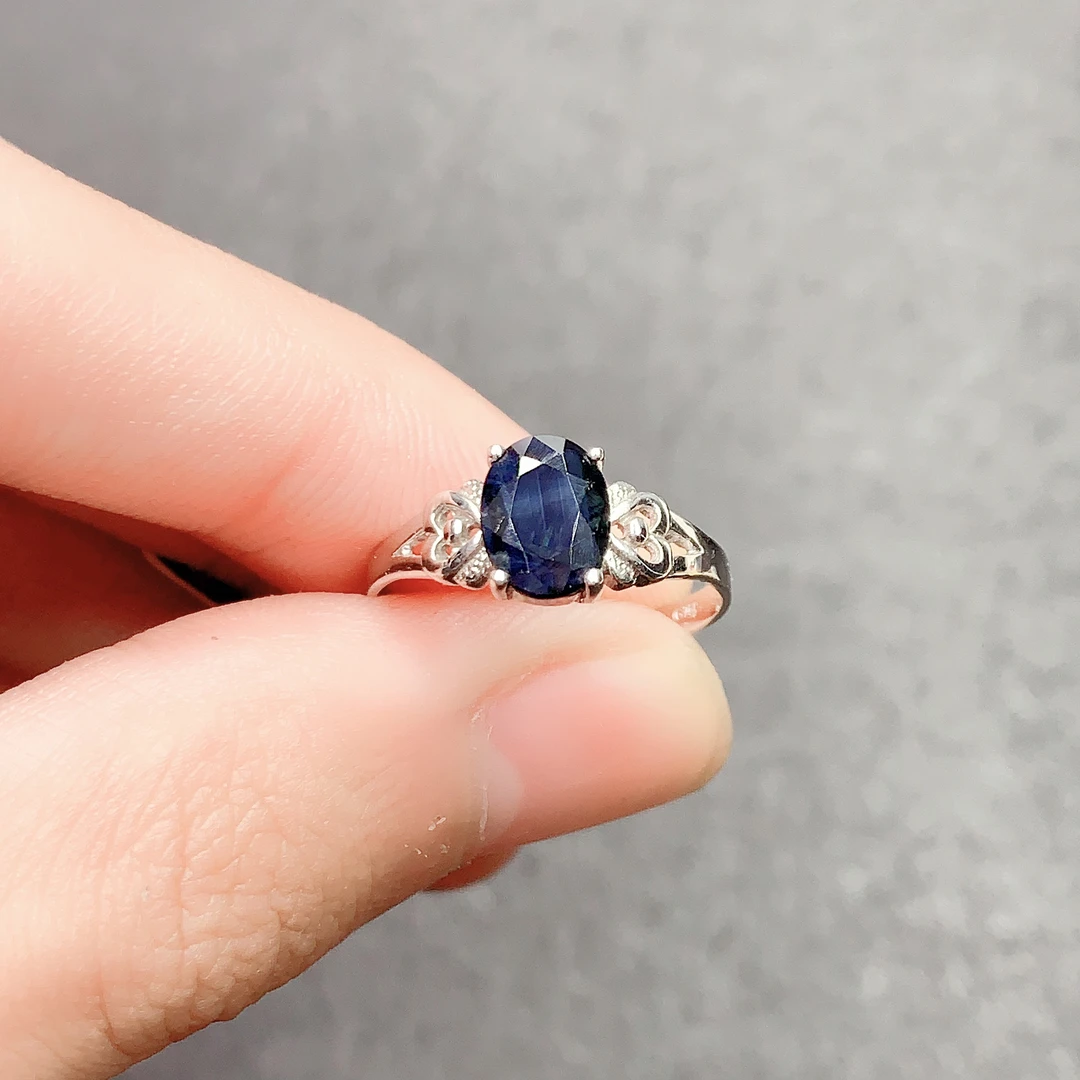 白18k金天然山东蓝宝石戒指6x8总重2g时尚百搭