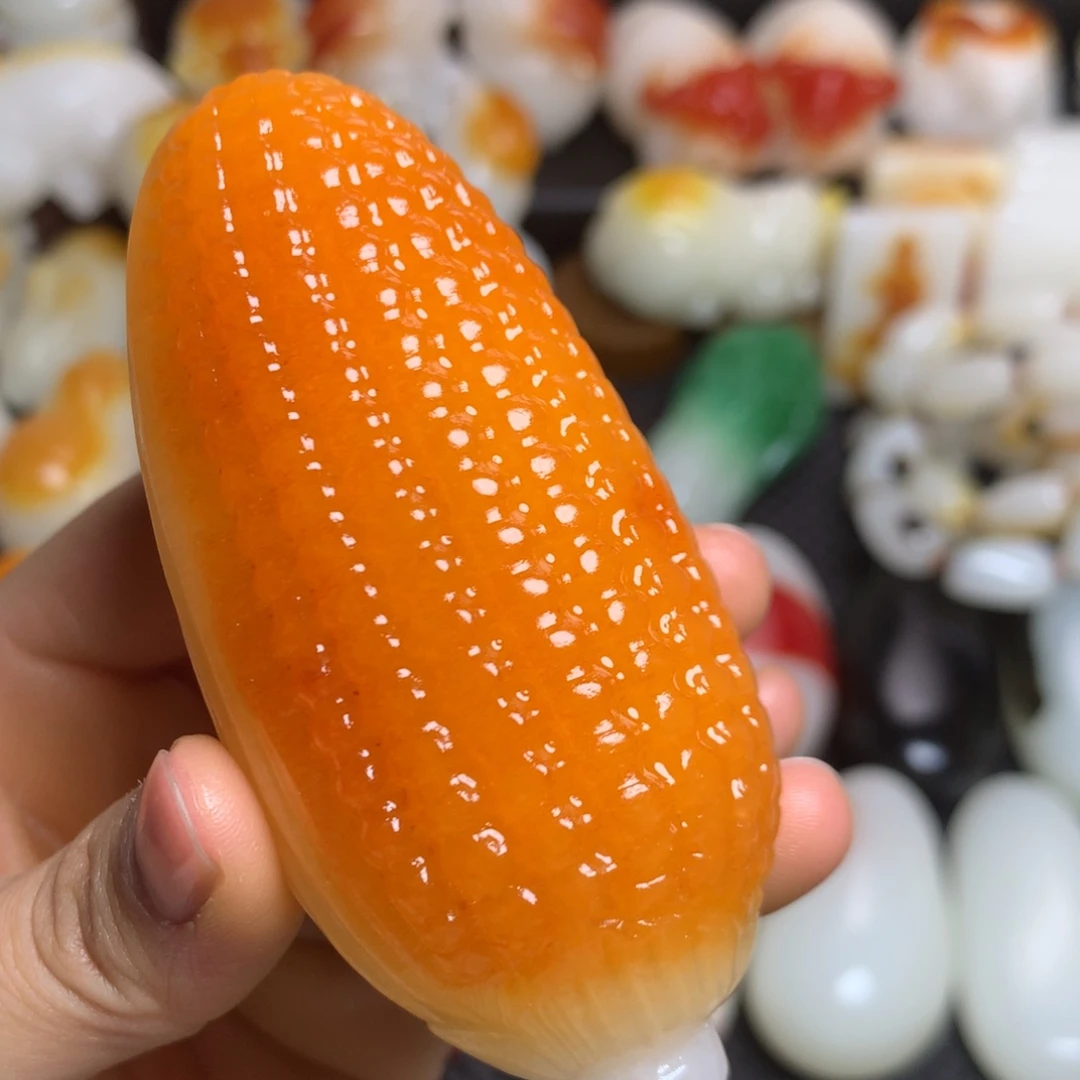 新疆戈壁石五彩石