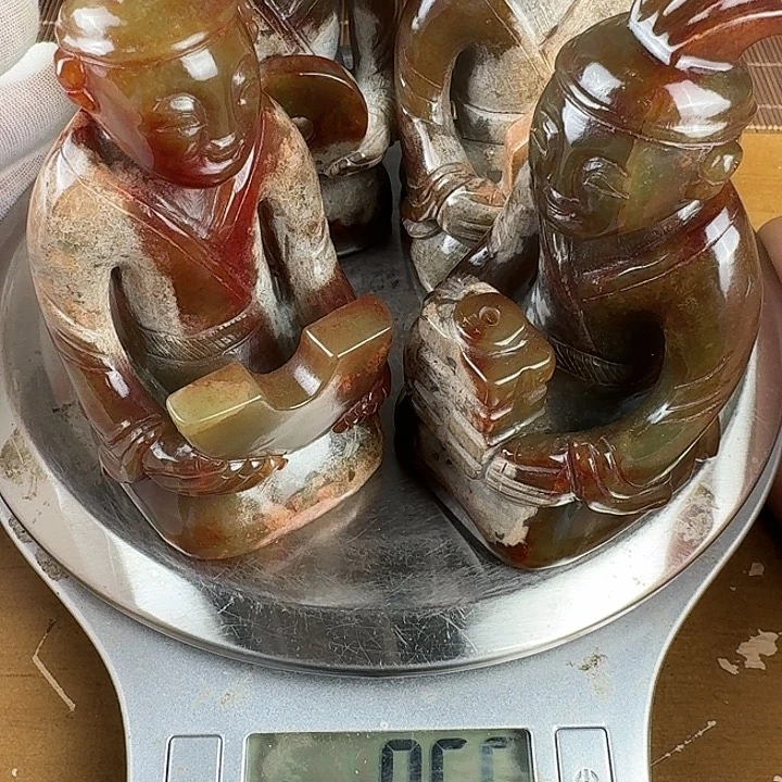 生***威和田玉未镶嵌挂件