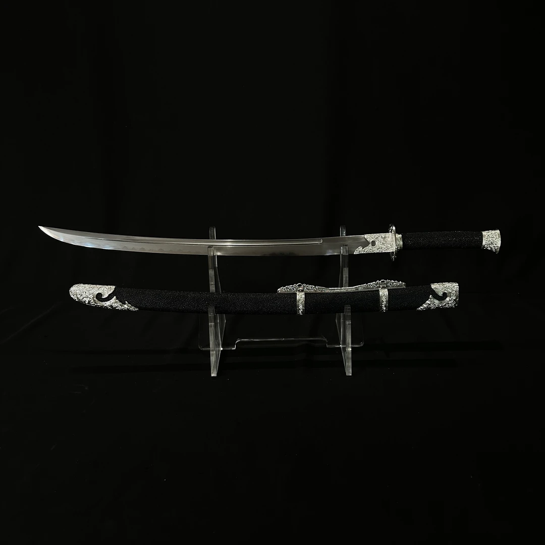 龙泉凛锋阁 断云雁翎刀 毛铁密炼夹钢 覆土烧刃 鎏银 鱼皮 不开刃