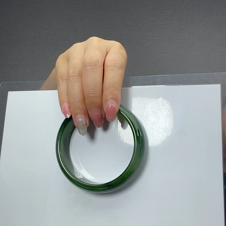 有***来和田玉未镶嵌手镯