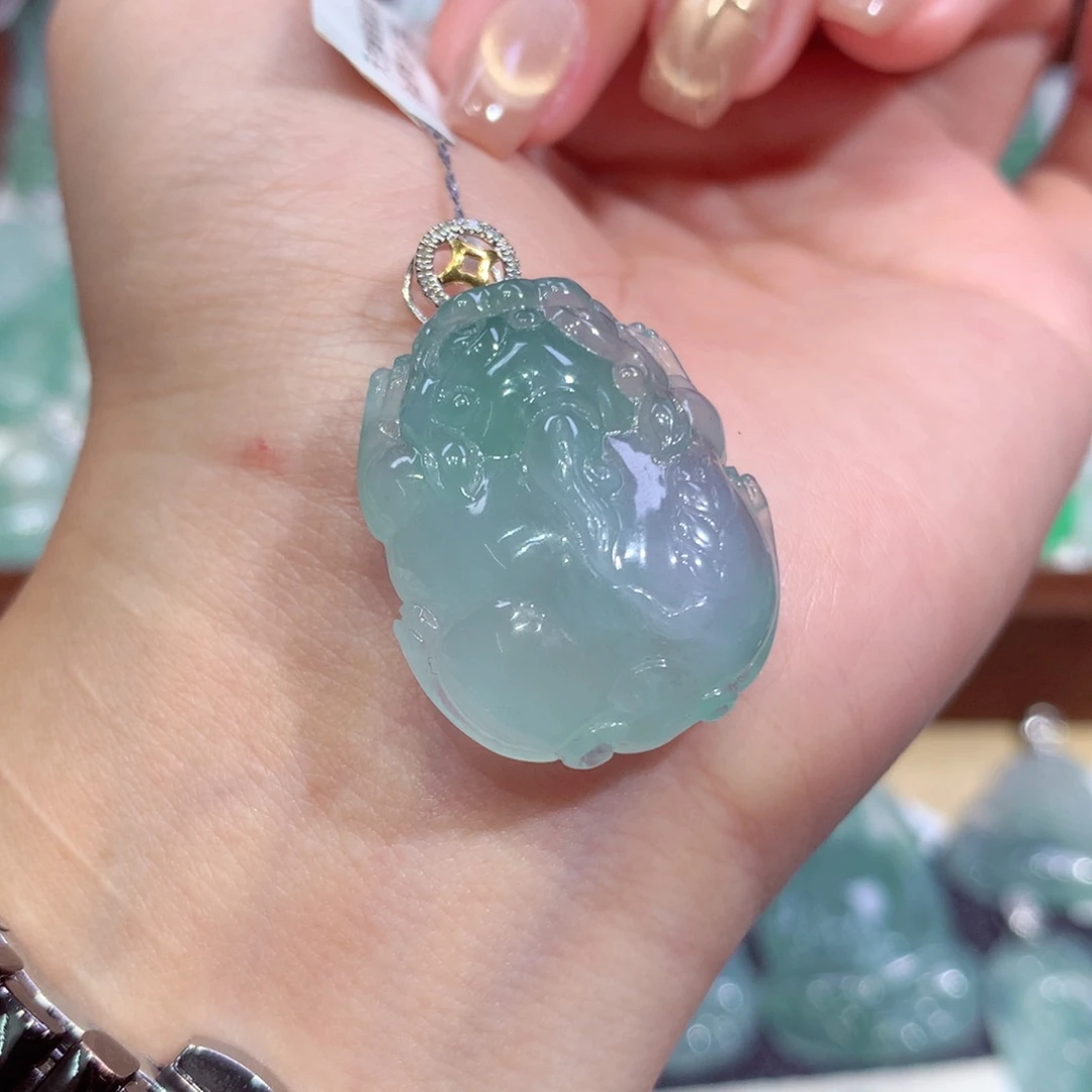 吊坠(不含链)18K金镶嵌翡翠