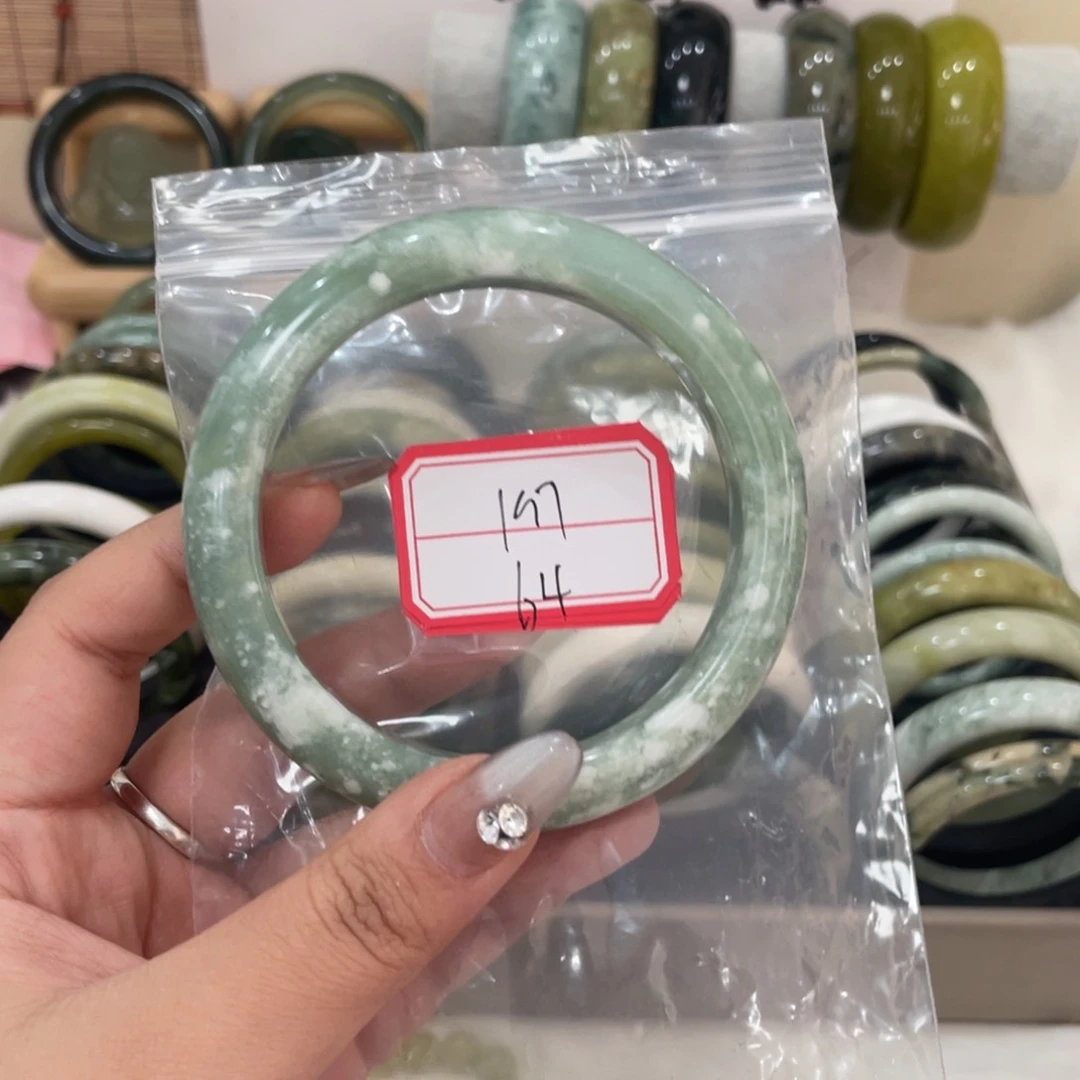 蛇纹石玉手镯未镶嵌阑*