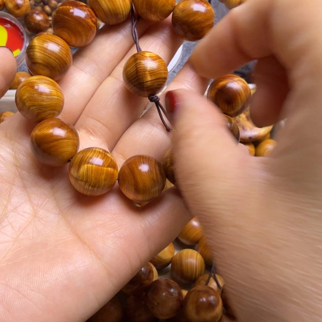 泽***源崖柏太行崖柏1.8闪电陈化料