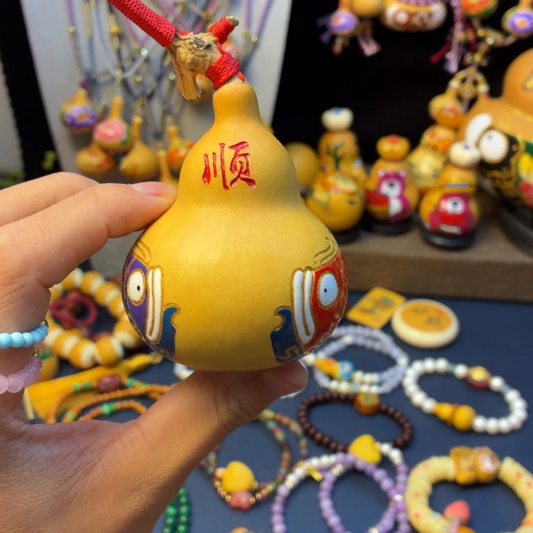 檀***桡大叶紫檀（黑酸枝木类）